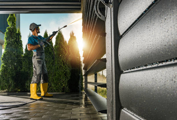 Best Sign and Awning Cleaning  in Omaha, TX
